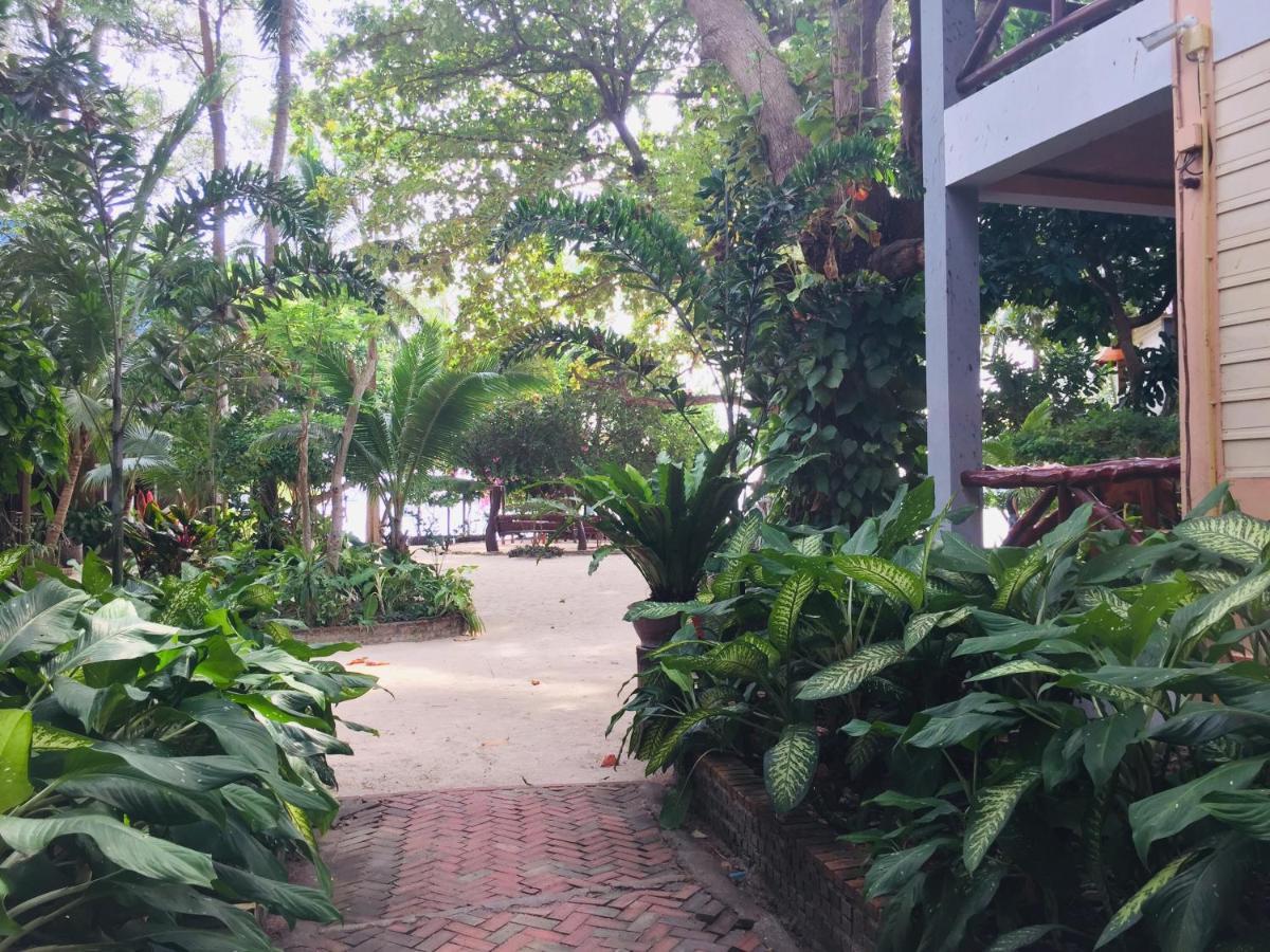 Big Fish Resort Тау Экстерьер фото